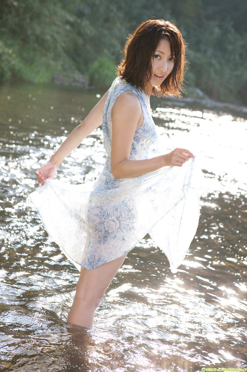 No.908  歌原奈緒「お天気お姉さんの秘蔵セクシー画像満載」 [dgc]